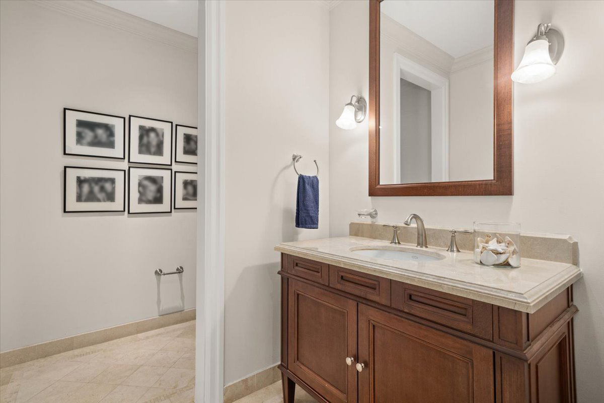 B1.2 Ocean Club Residences And Marina